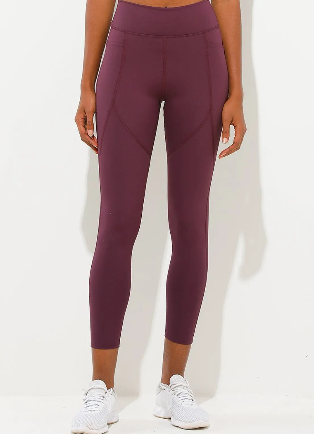 Dona Jo leggings & capris>Adapt Leggings Cabernet