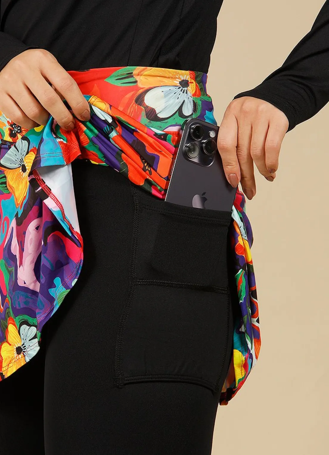 Dona Jo skirted leggings & capris|skirted leggings & capris>Love Skirted Capri Amaryllis