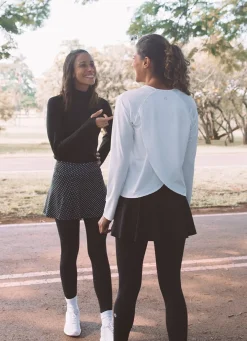 Dona Jo long sleeve shirts>Move Shirt UPF 50+ Off White