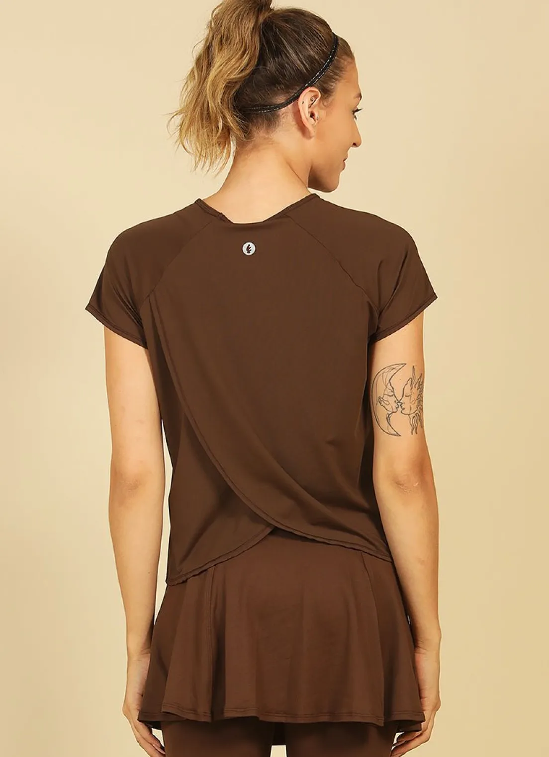 Dona Jo short sleeve shirts>Move T UPF 50+ Cafe Torrado