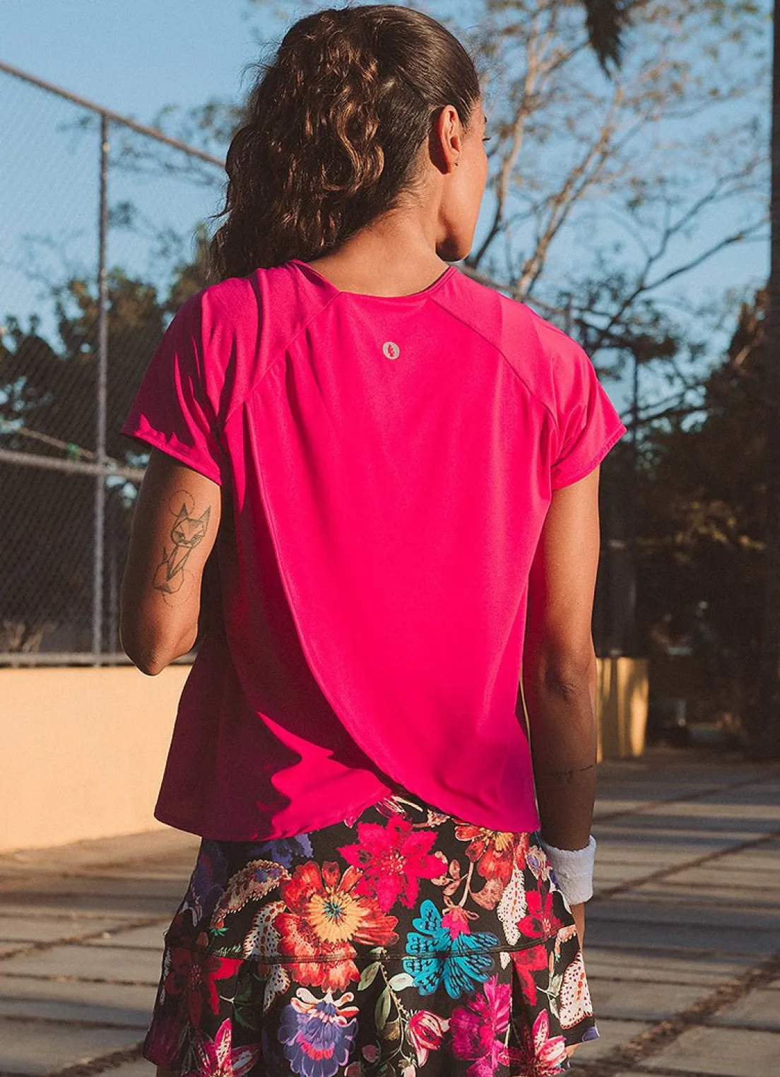 Dona Jo short sleeve shirts>Move T UPF 50+ Calla